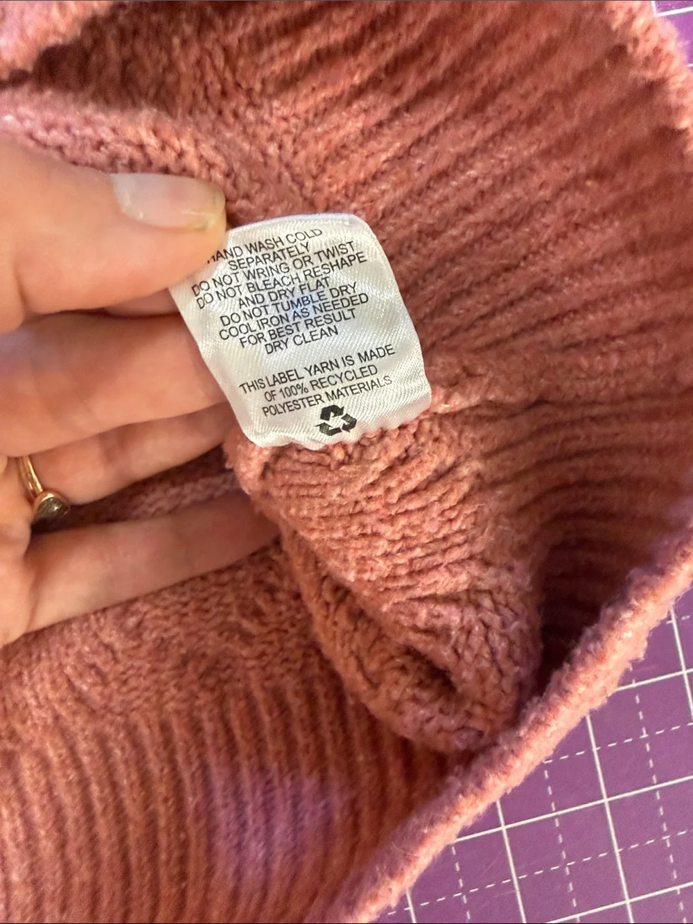 Cable-Knit V-Neck Sweater in Dusty Rose - Women stitch fix